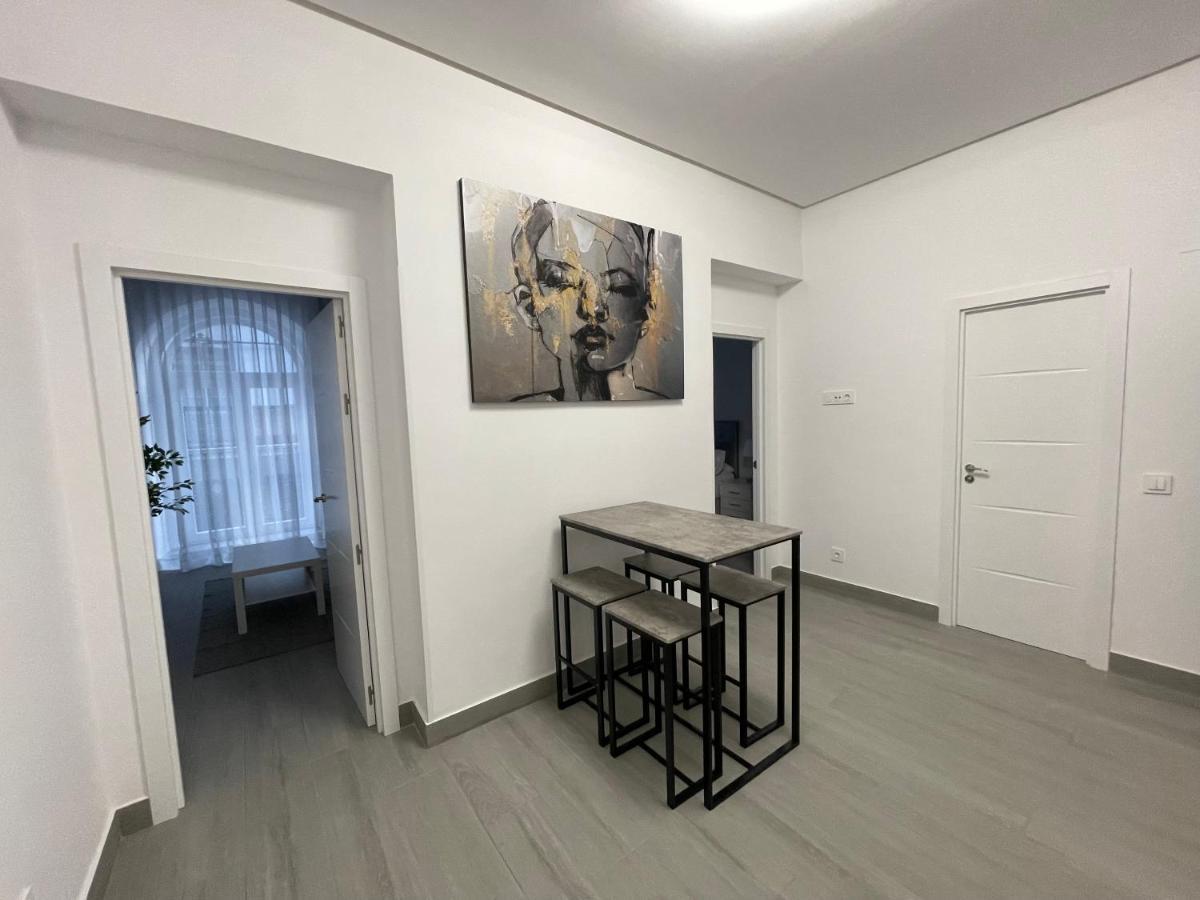 Suara Apartamentos 1 Madrid Exterior foto