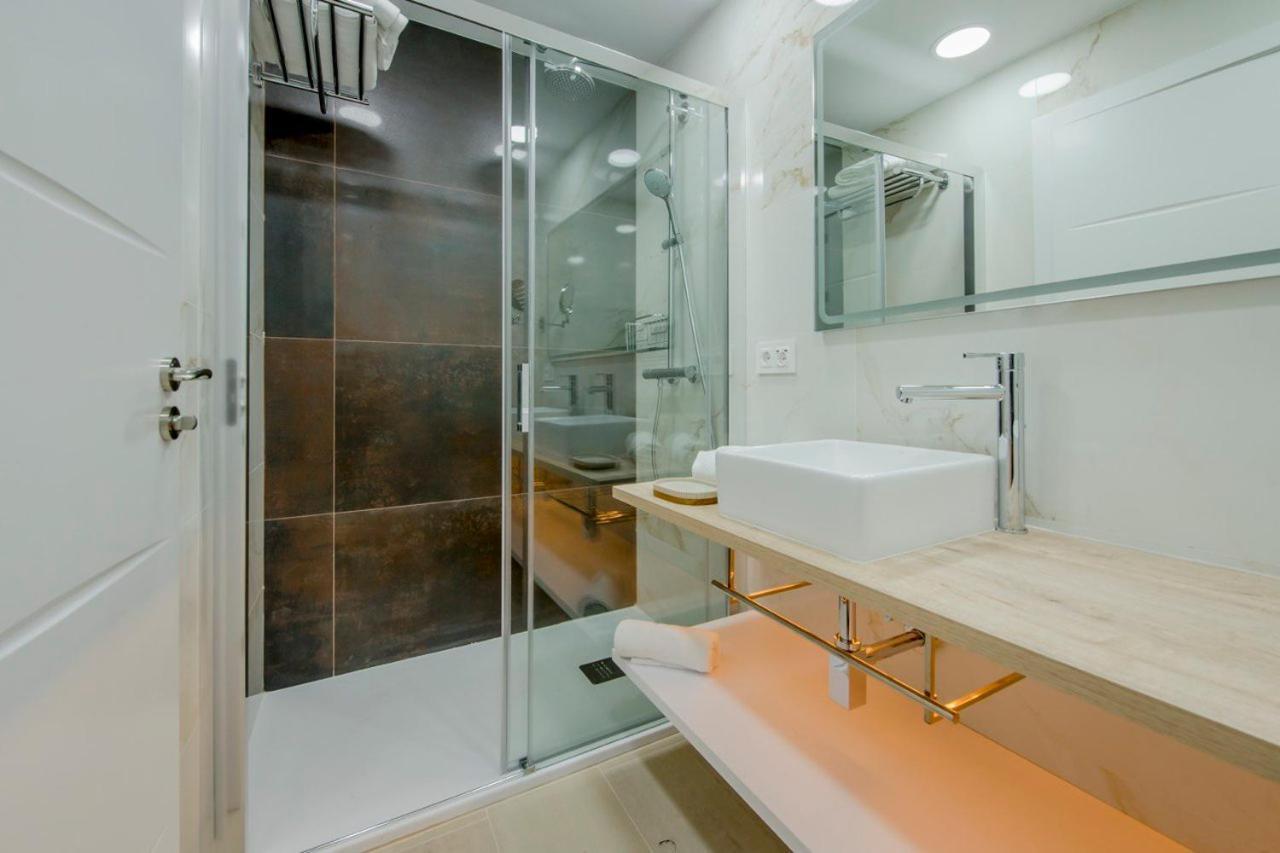 Suara Apartamentos 1 Madrid Exterior foto