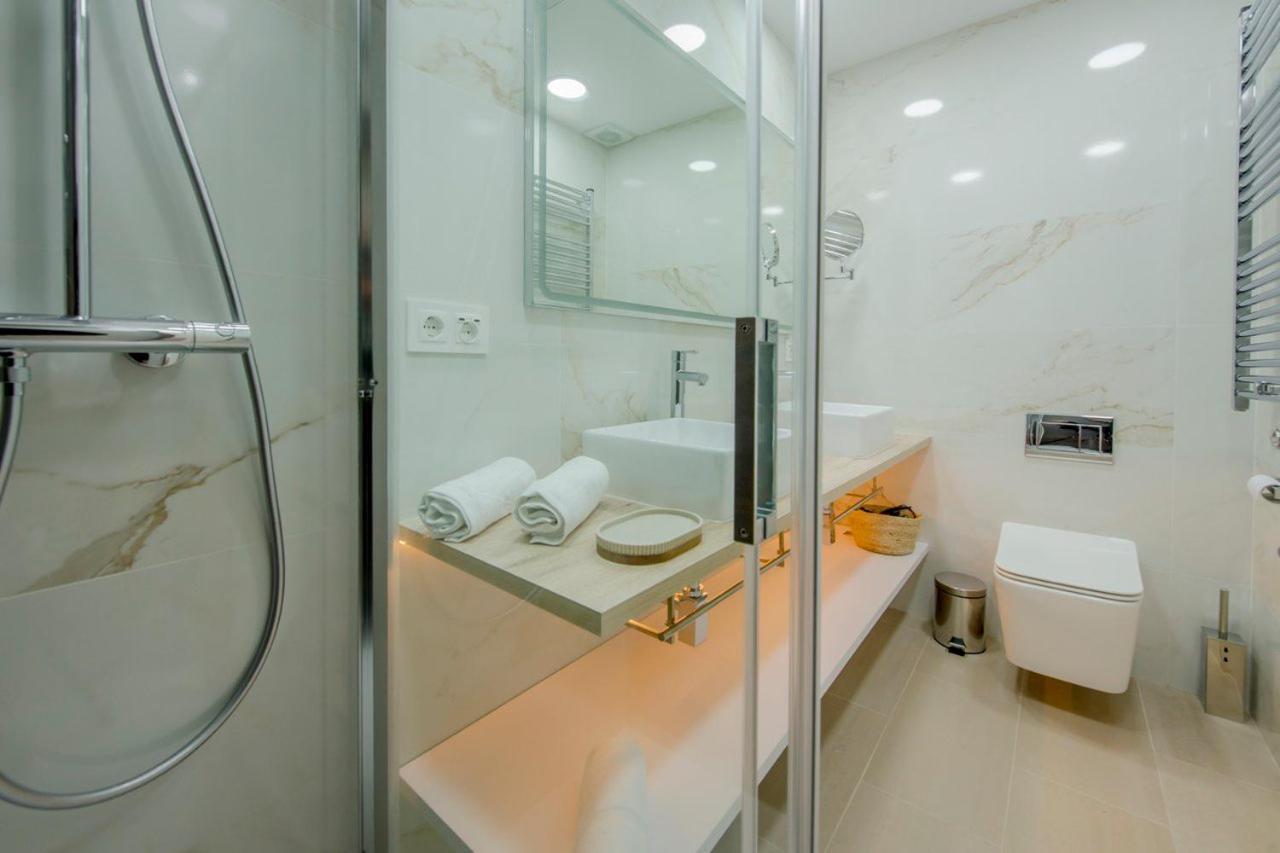 Suara Apartamentos 1 Madrid Exterior foto