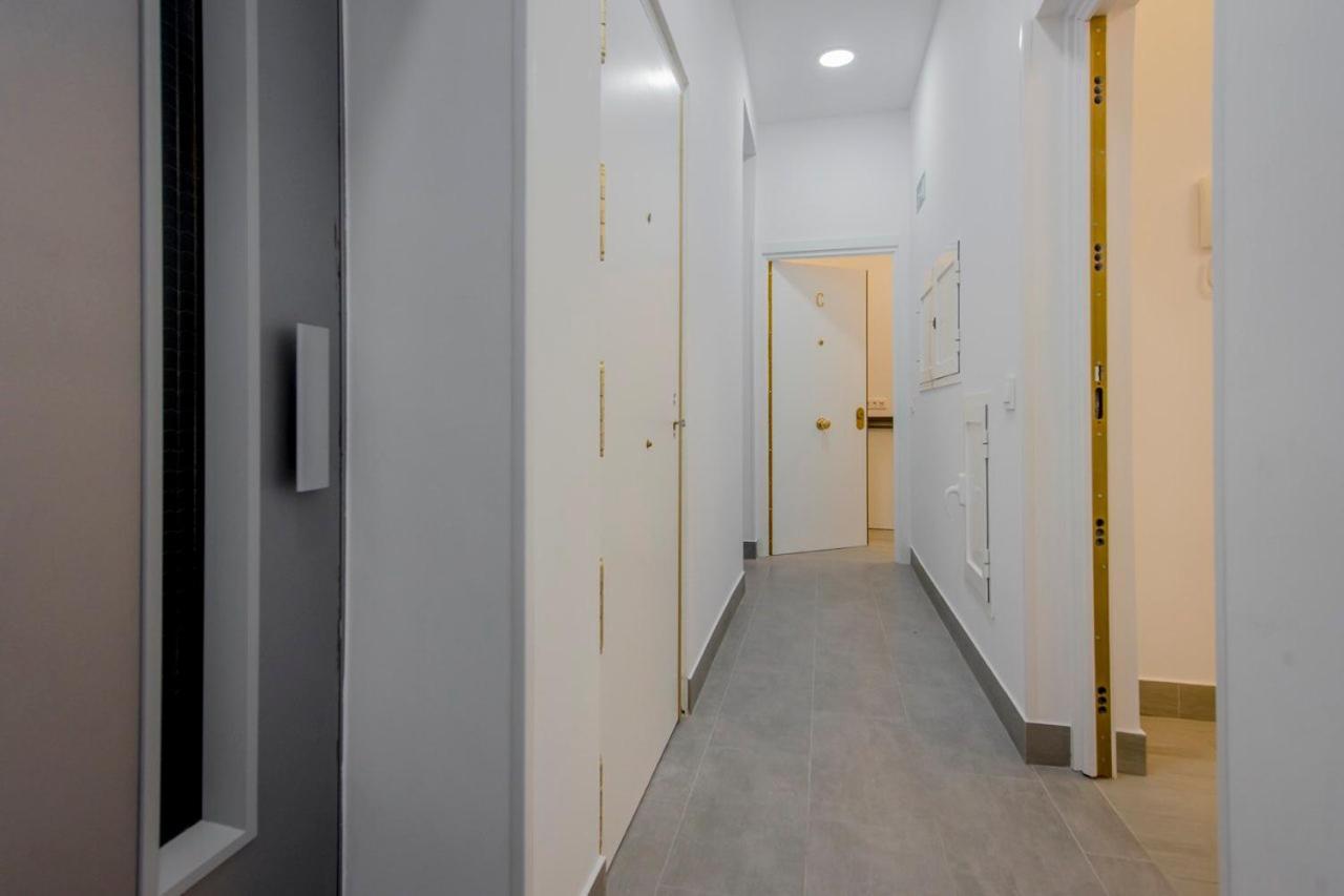 Suara Apartamentos 1 Madrid Exterior foto